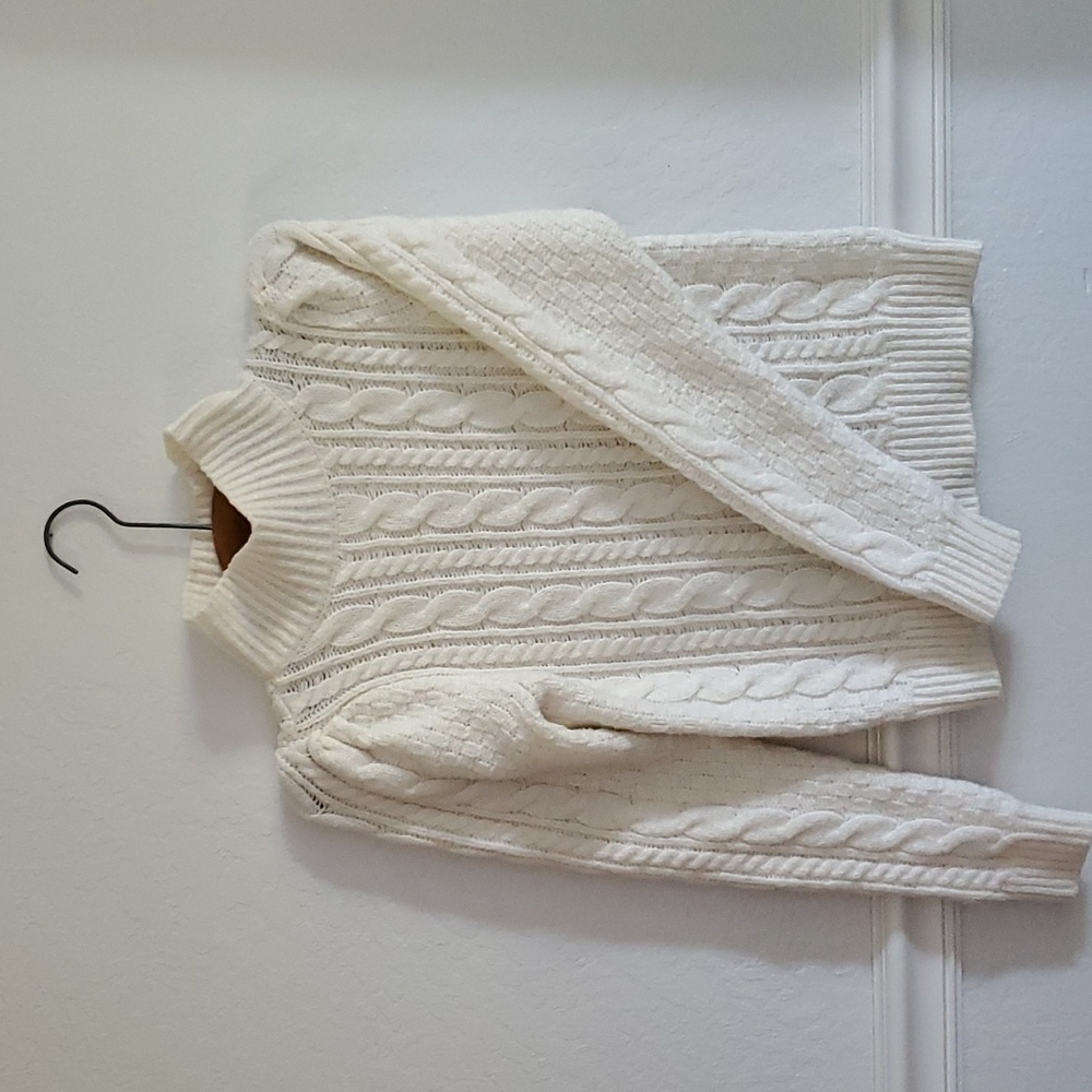 Ann Taylor Cream Sweater Size Small